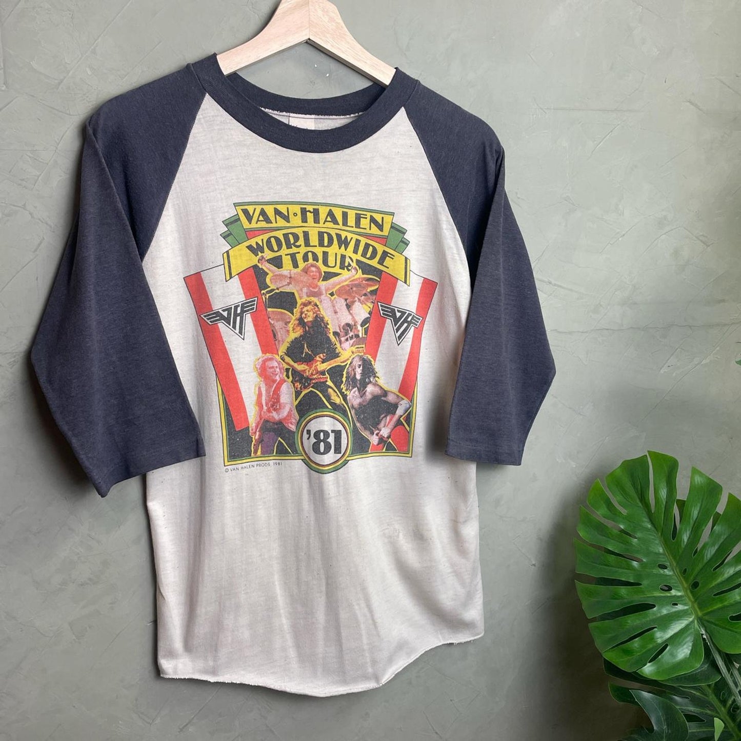S 1981 Vintage Van Halen Worldwide Tour 3/4 Sleeve T-Shirt