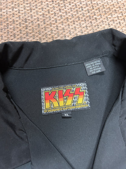 XL 2002 Kiss Button-Up Tee